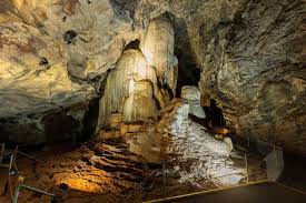 Wellington Caves